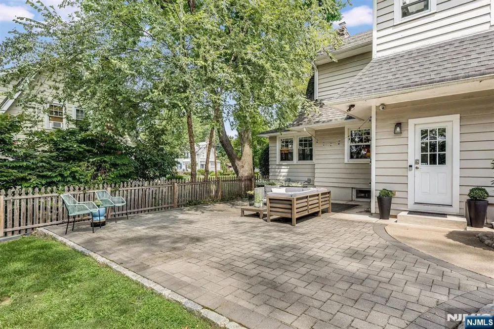 8 Berkeley Road Maplewood, NJ 07040