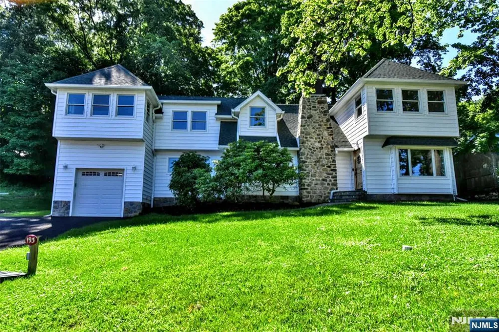 193 E Shore Trail Sparta, NJ 07871
