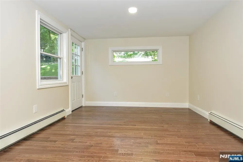 193 E Shore Trail Sparta, NJ 07871