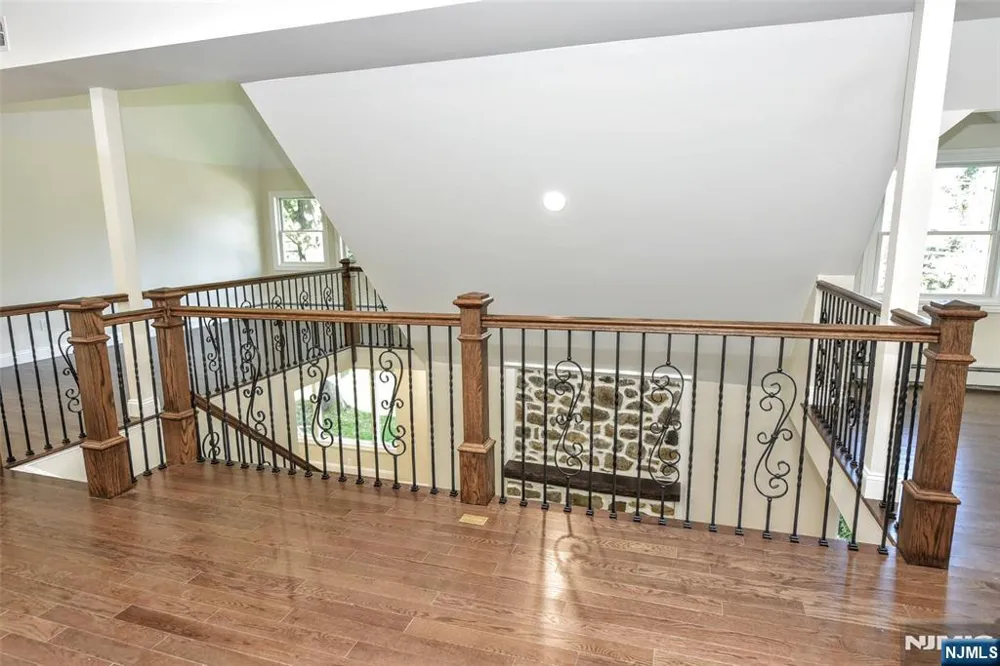 193 E Shore Trail Sparta, NJ 07871