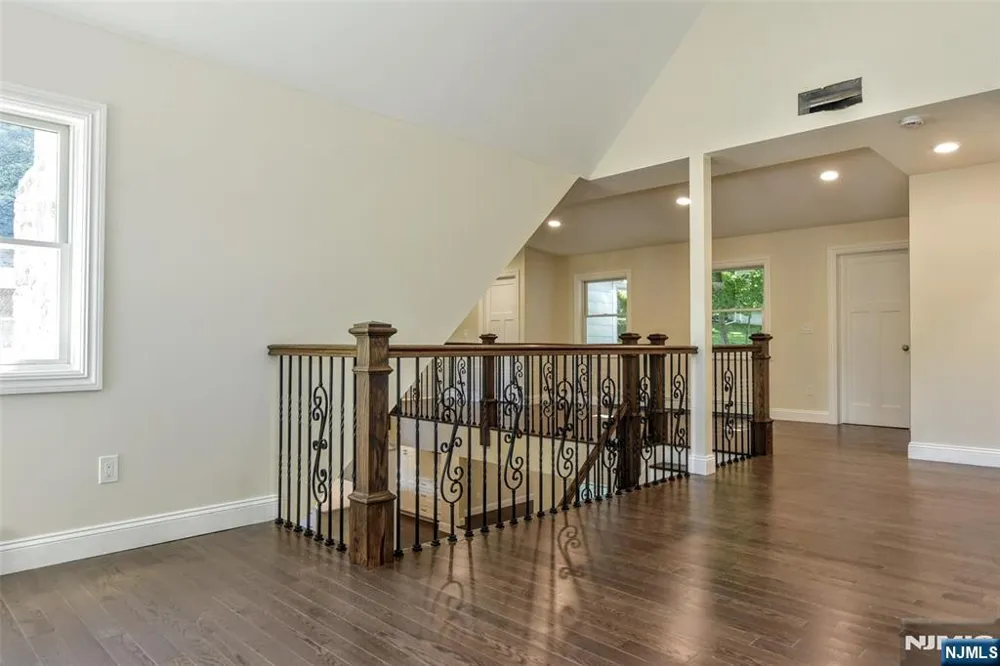 193 E Shore Trail Sparta, NJ 07871