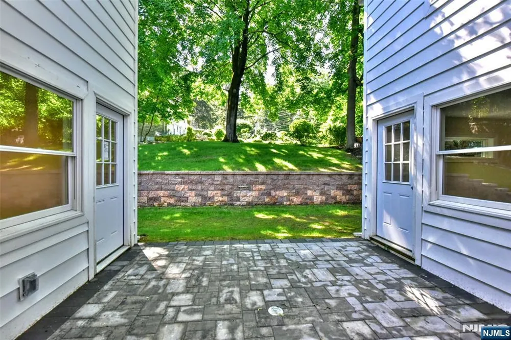 193 E Shore Trail Sparta, NJ 07871