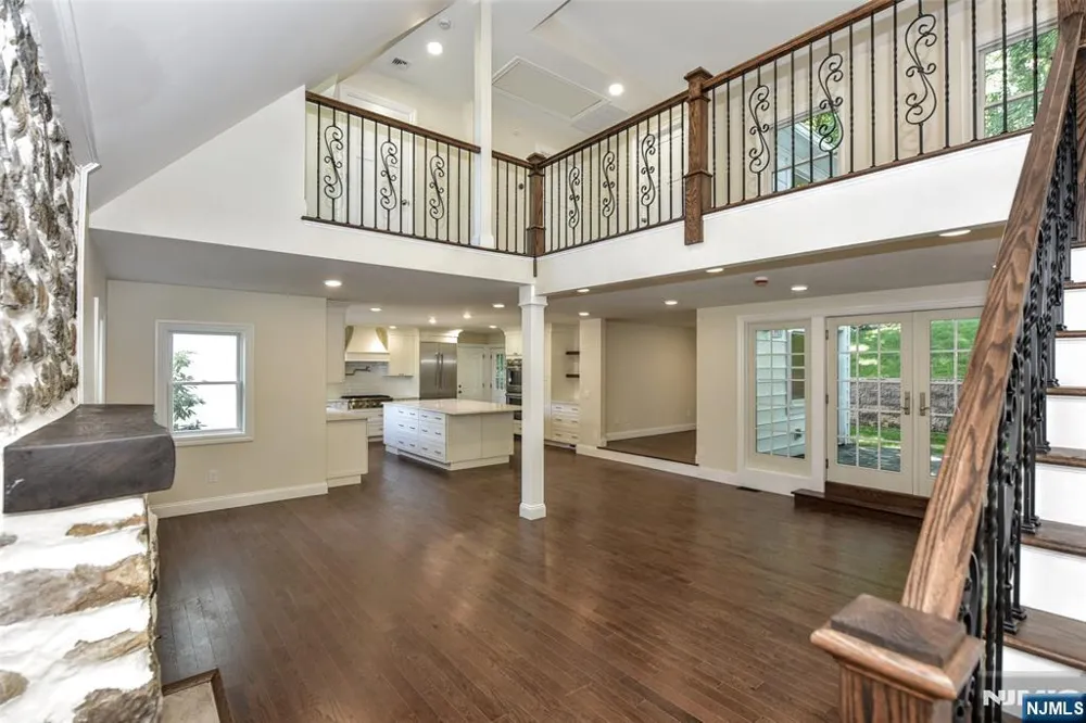 193 E Shore Trail Sparta, NJ 07871