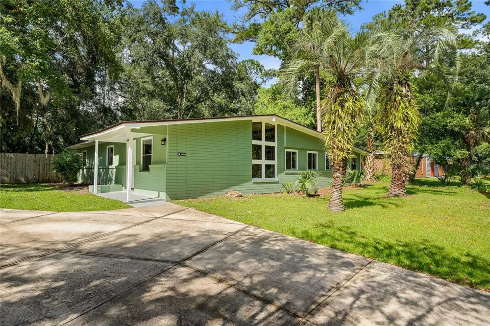 4106 NW 13TH PLACE Gainesville, FL 32605