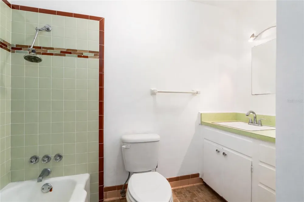 4106 NW 13TH PLACE Gainesville, FL 32605