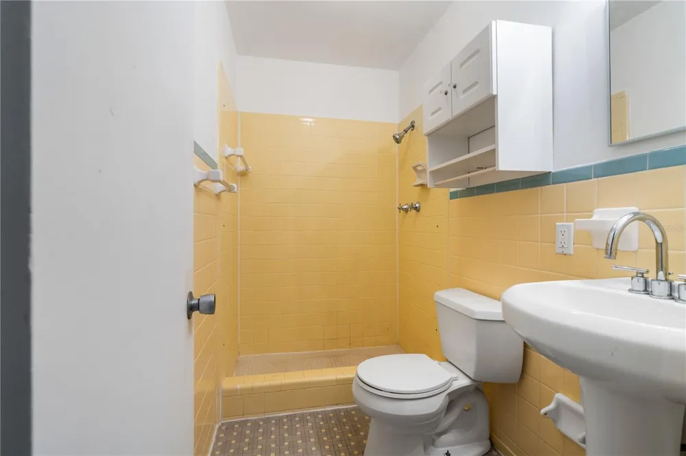 4106 NW 13TH PLACE Gainesville, FL 32605