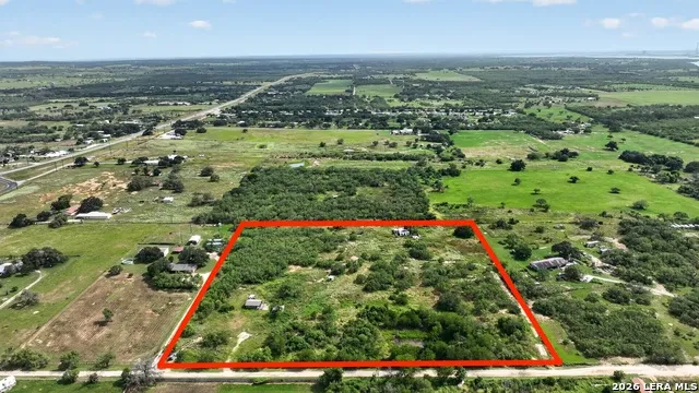 6032 MOUNT OLIVE RD Adkins, TX 78101