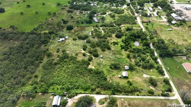 6032 MOUNT OLIVE RD Adkins, TX 78101