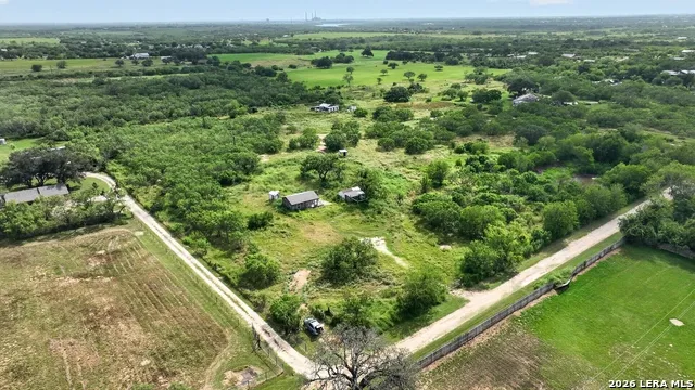 6032 MOUNT OLIVE RD Adkins, TX 78101