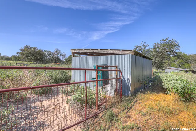 3912 Hickory Forrest Seguin, TX 78155