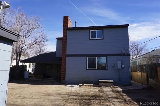 1657 Kingston Street Aurora, CO 80010