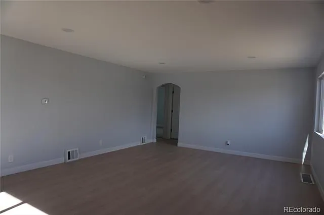 1657 Kingston Street Aurora, CO 80010