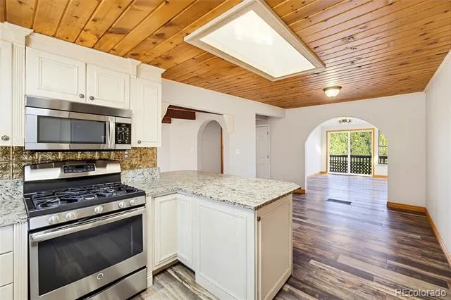 33511 Nova Road Pine, CO 80470
