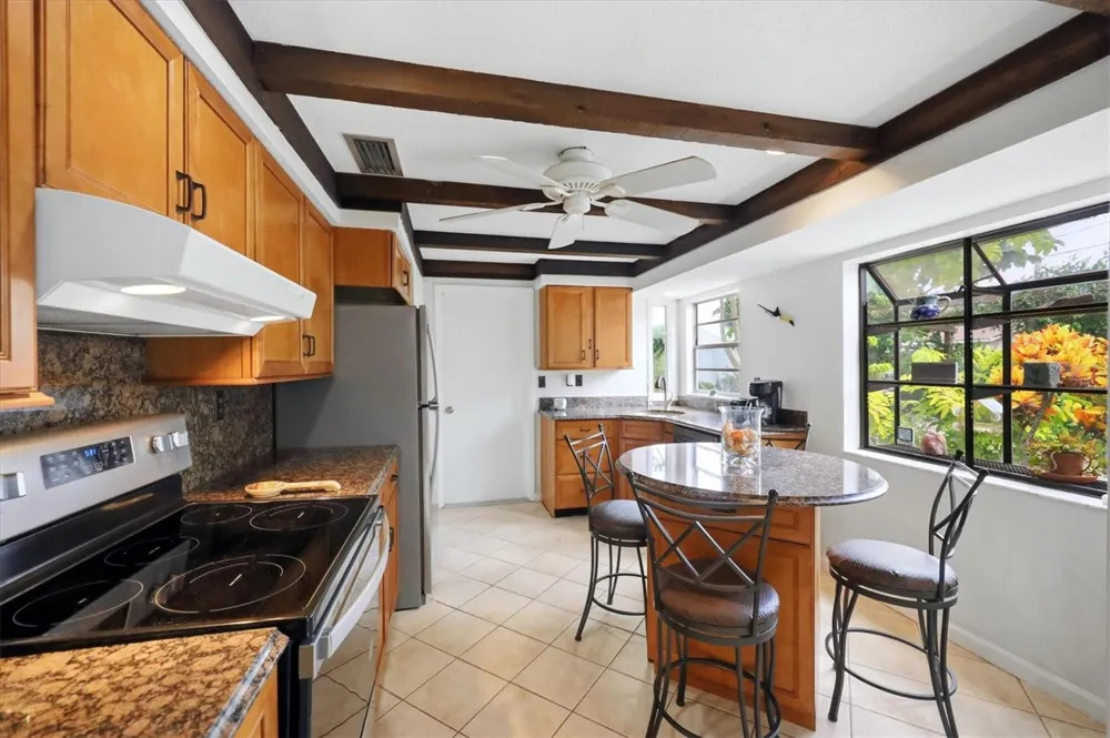 5847 REGENT ROAD Venice, FL 34293