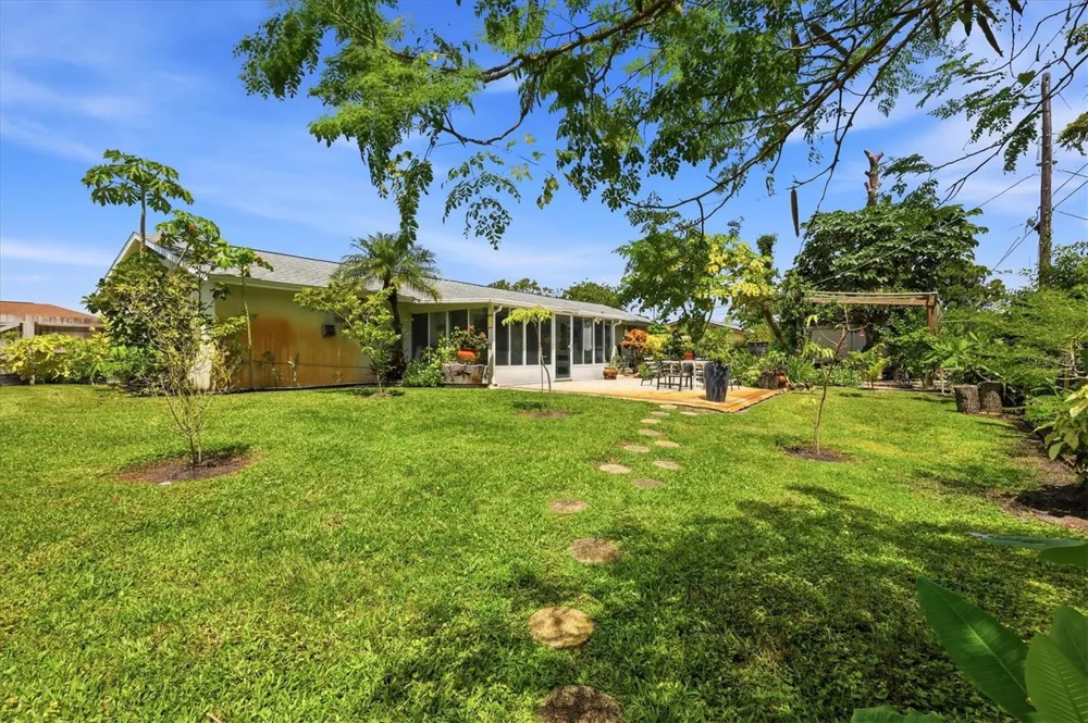 5847 REGENT ROAD Venice, FL 34293