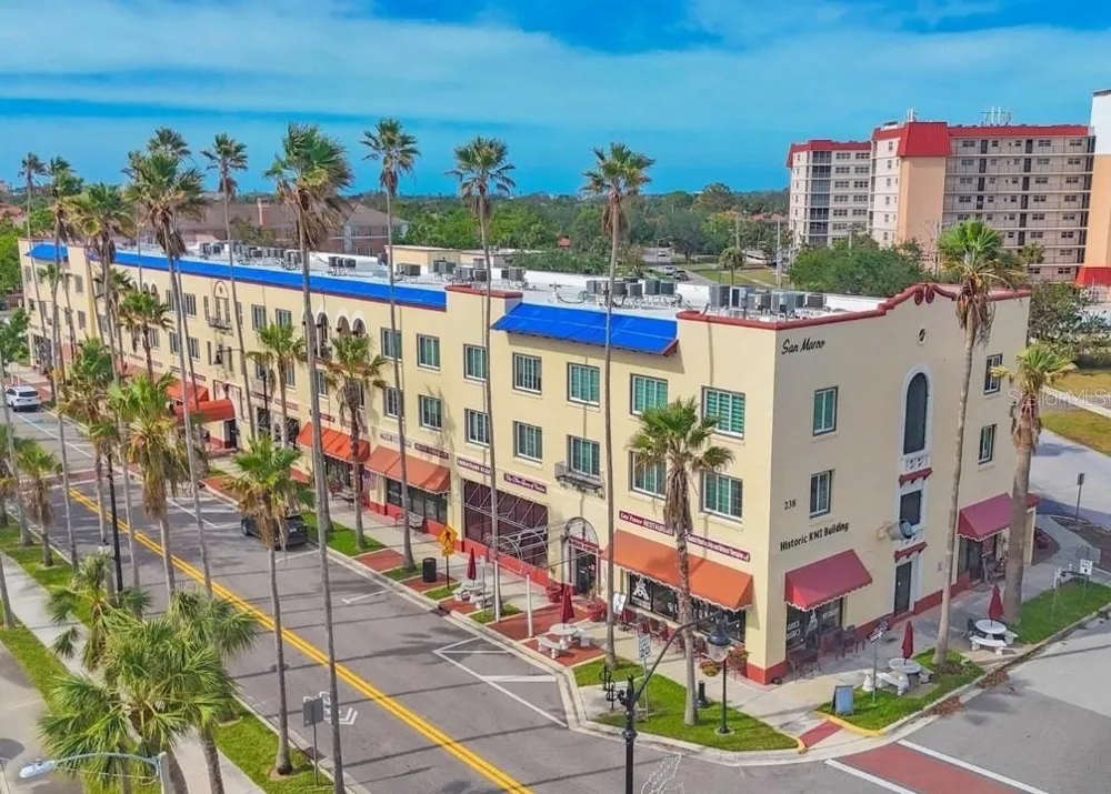 5847 REGENT ROAD Venice, FL 34293