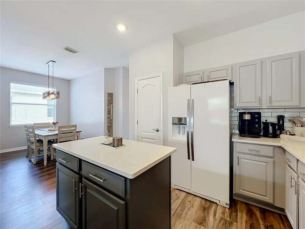 912 MAGNOLIA BLOSSOM COURT Apopka, FL 32712