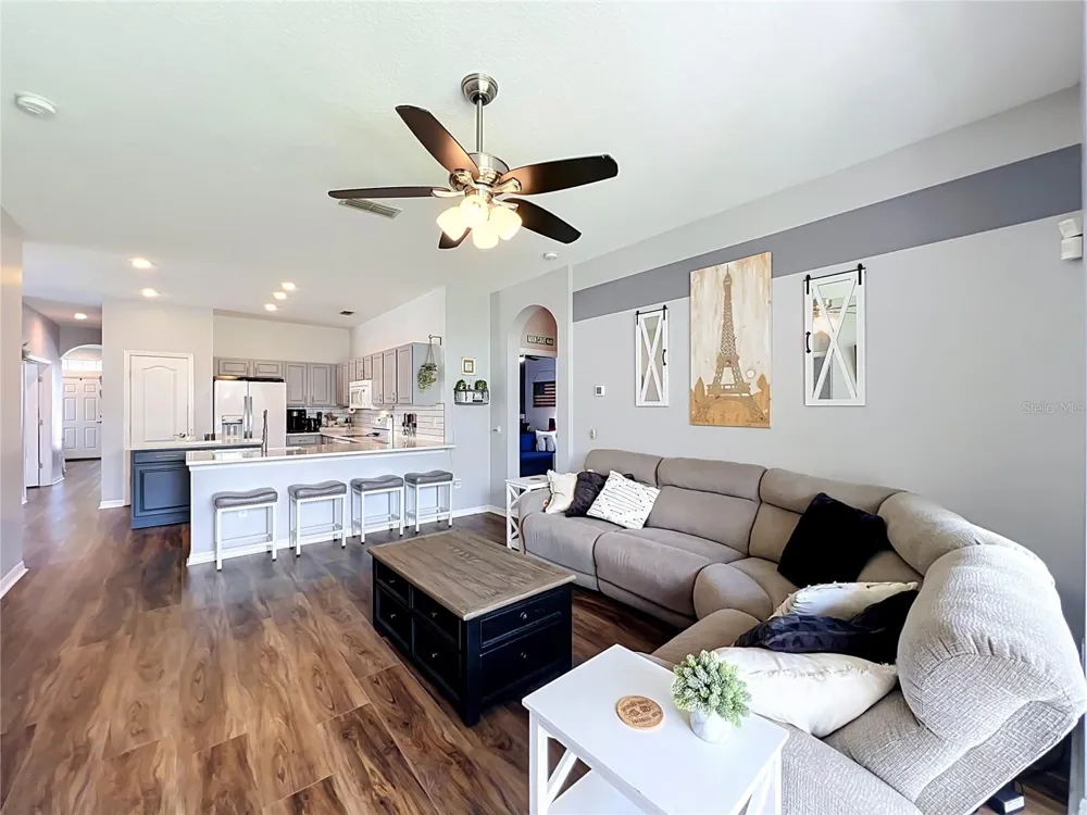912 MAGNOLIA BLOSSOM COURT Apopka, FL 32712