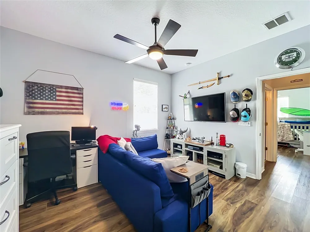 912 MAGNOLIA BLOSSOM COURT Apopka, FL 32712