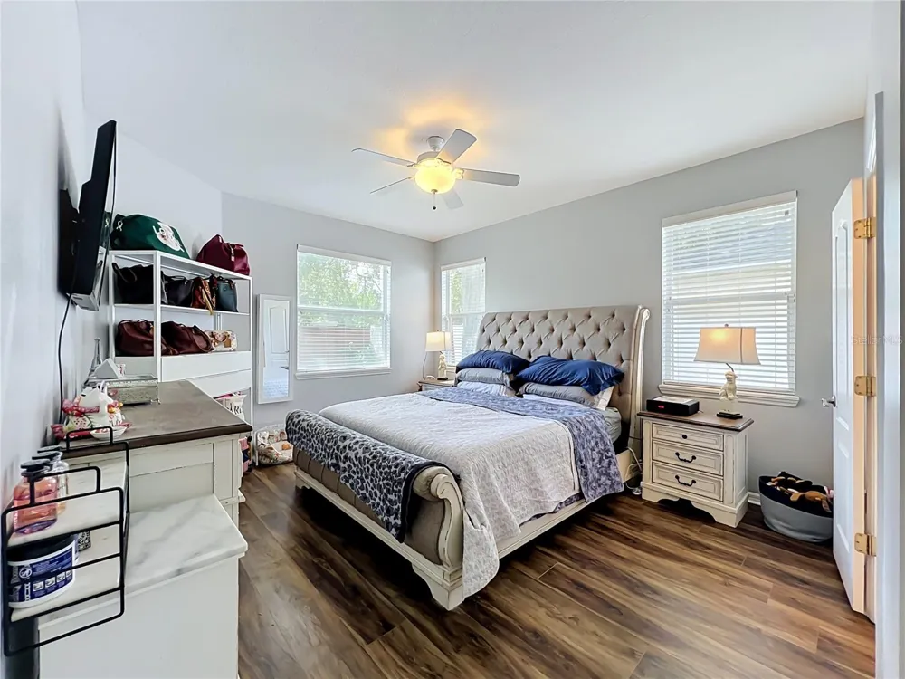 912 MAGNOLIA BLOSSOM COURT Apopka, FL 32712