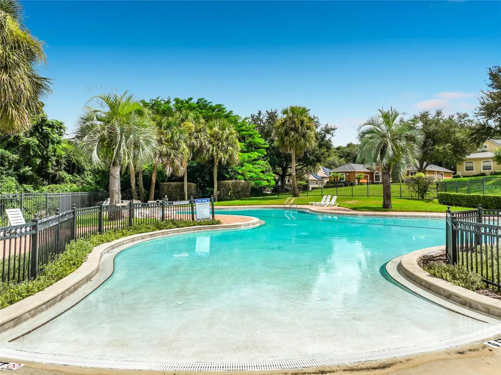 912 MAGNOLIA BLOSSOM COURT Apopka, FL 32712