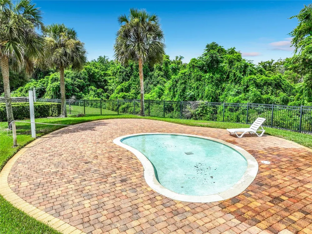912 MAGNOLIA BLOSSOM COURT Apopka, FL 32712