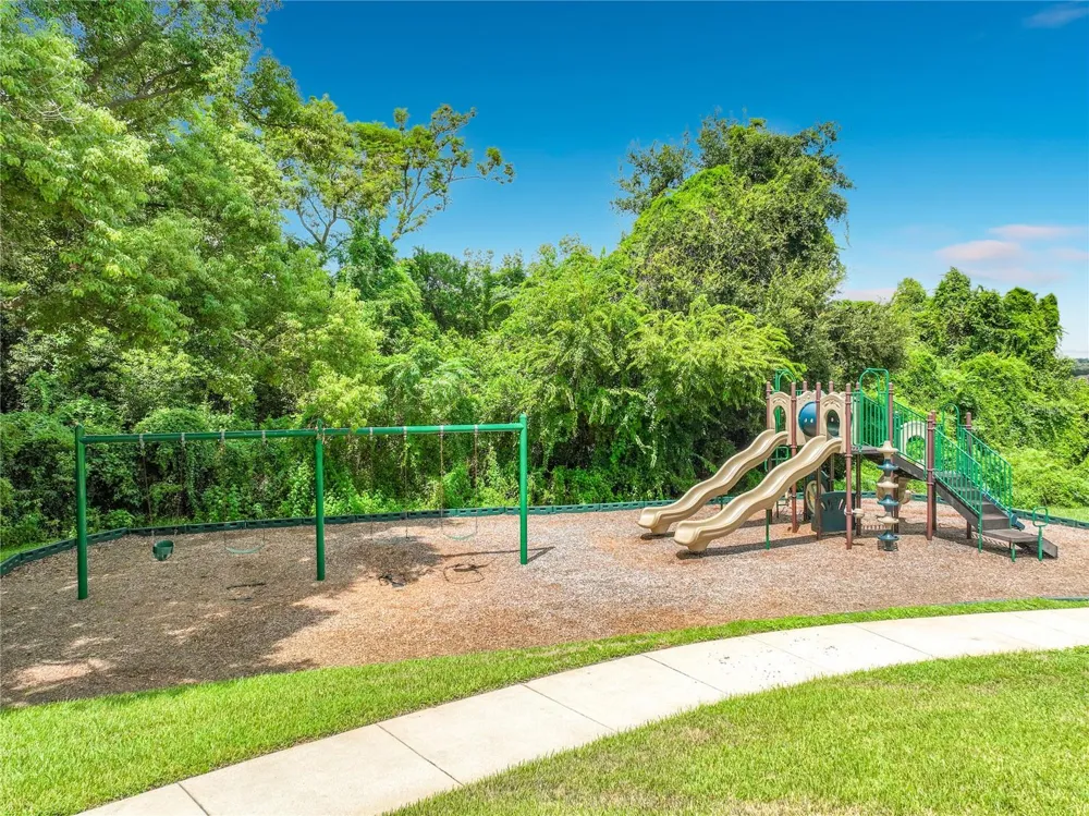 912 MAGNOLIA BLOSSOM COURT Apopka, FL 32712