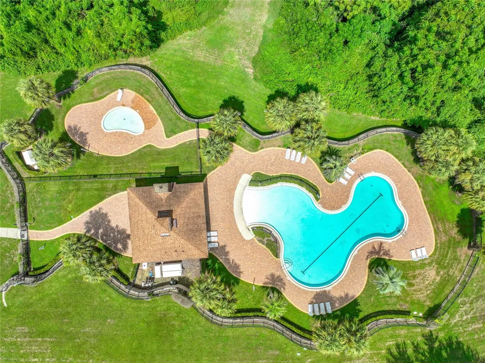 912 MAGNOLIA BLOSSOM COURT Apopka, FL 32712