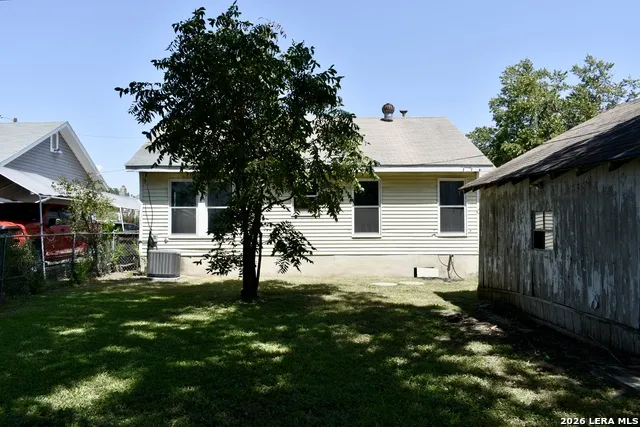 218 Hearne San Antonio, TX 78225