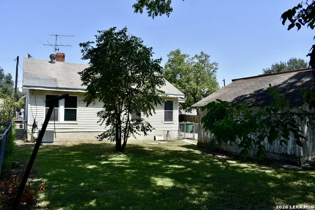 218 Hearne San Antonio, TX 78225
