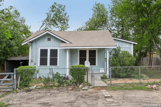 2310 N Sabinas St San Antonio, TX 78201