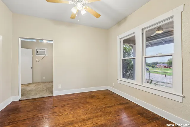 2310 N Sabinas St San Antonio, TX 78201