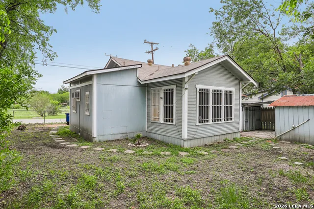 2310 N Sabinas St San Antonio, TX 78201