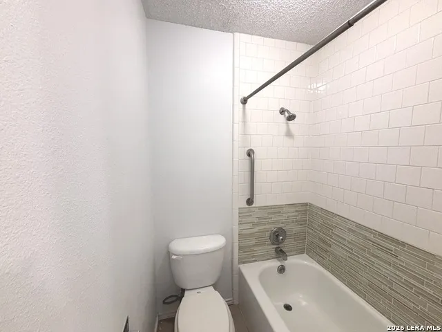 10922 FOREST SMT Live Oak, TX 78233