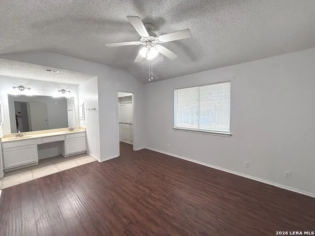 10922 FOREST SMT Live Oak, TX 78233