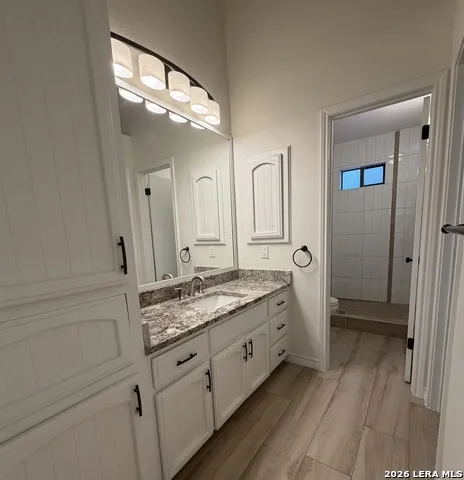 6005 MACGREGOR WAY San Antonio, TX 78240