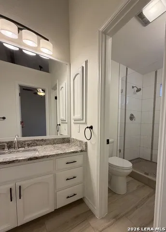 6005 MACGREGOR WAY San Antonio, TX 78240