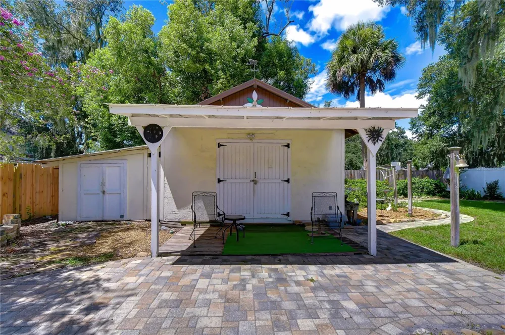 3917 KING DRIVE Brandon, FL 33511