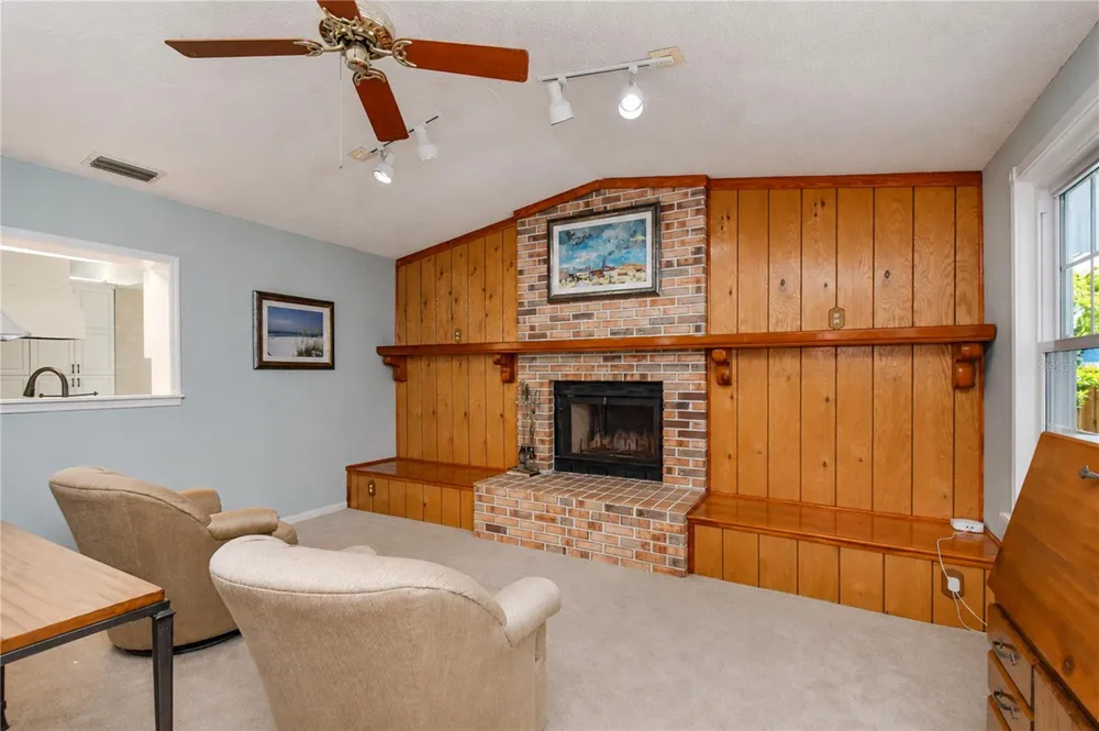 3917 KING DRIVE Brandon, FL 33511