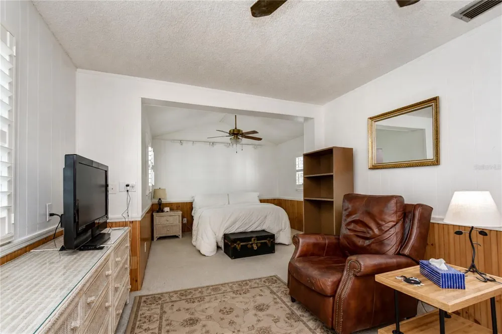 3917 KING DRIVE Brandon, FL 33511