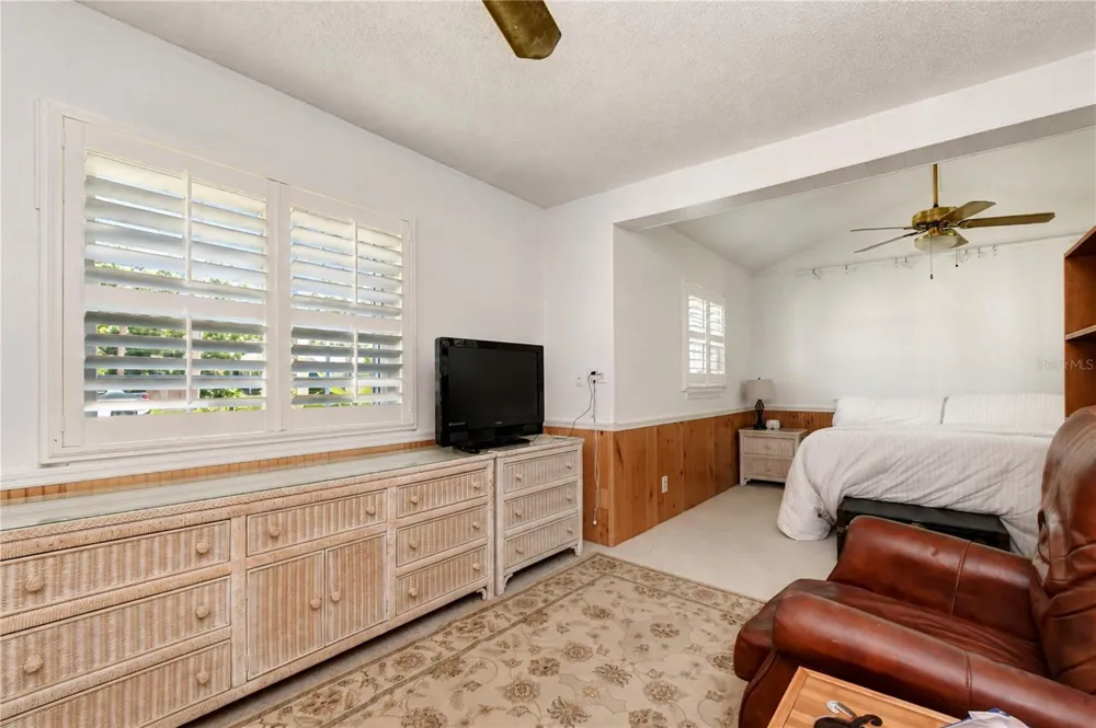 3917 KING DRIVE Brandon, FL 33511