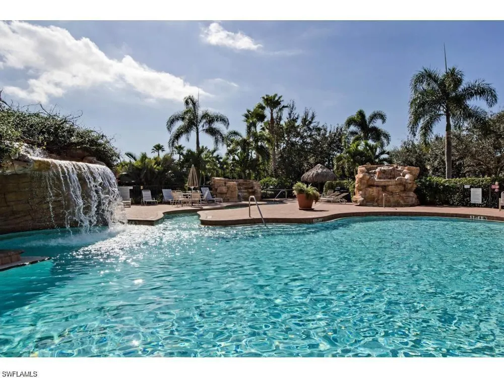 575 El Camino Real #6102 Naples, FL 34119