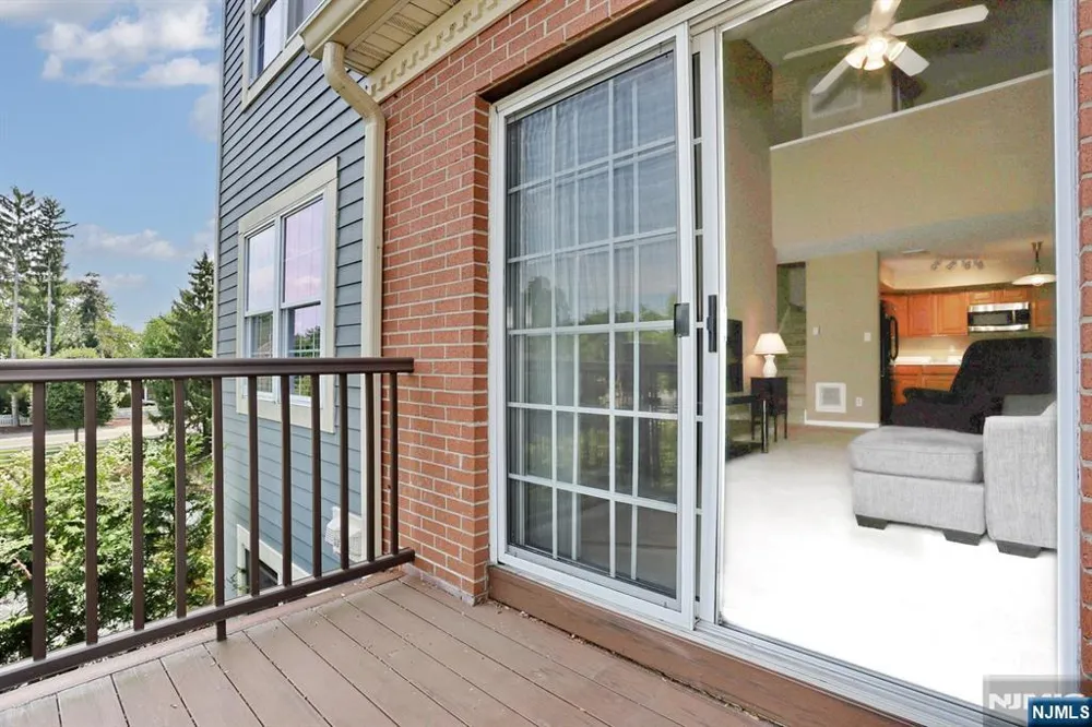 379 Cambridge Drive Ramsey, NJ 07446