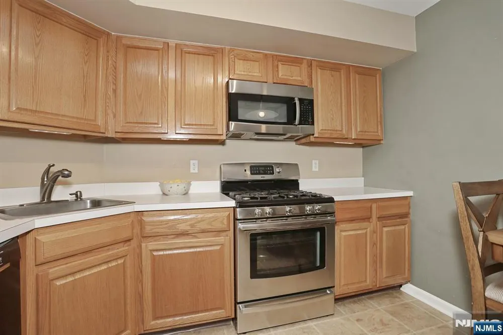 379 Cambridge Drive Ramsey, NJ 07446