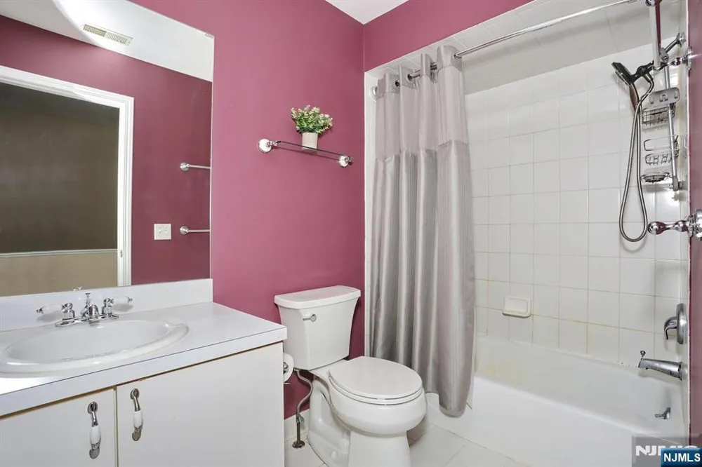 379 Cambridge Drive Ramsey, NJ 07446