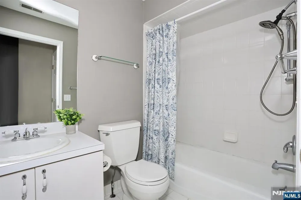 379 Cambridge Drive Ramsey, NJ 07446