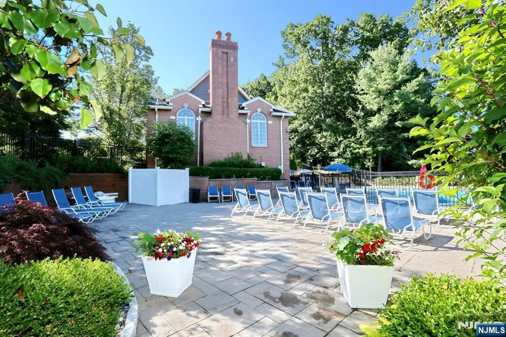 379 Cambridge Drive Ramsey, NJ 07446