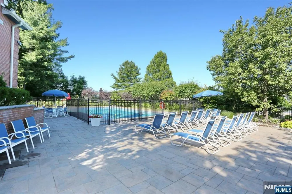 379 Cambridge Drive Ramsey, NJ 07446