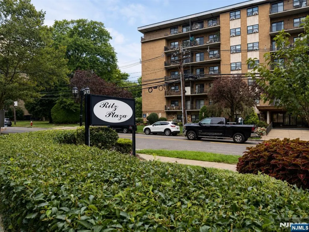 344 Prospect Avenue 4H Hackensack, NJ 07601