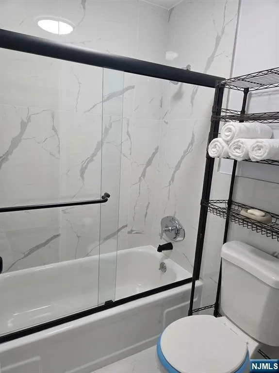 300 Winston Cliffside Park, NJ 07010